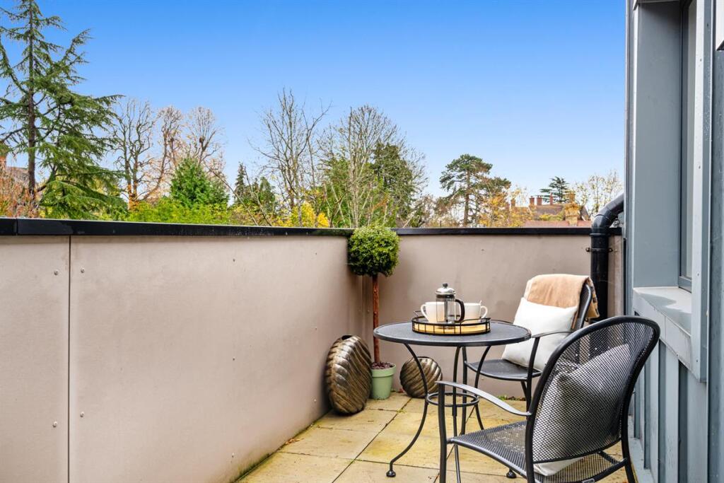 Main image of property: Apartment 22 Astley, Mount Battenhall Retirement Village, Battenhall Avenue, Worcester, Worcestershire