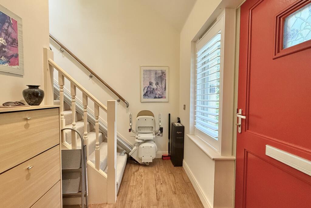 Apartment in Southampton - View 4