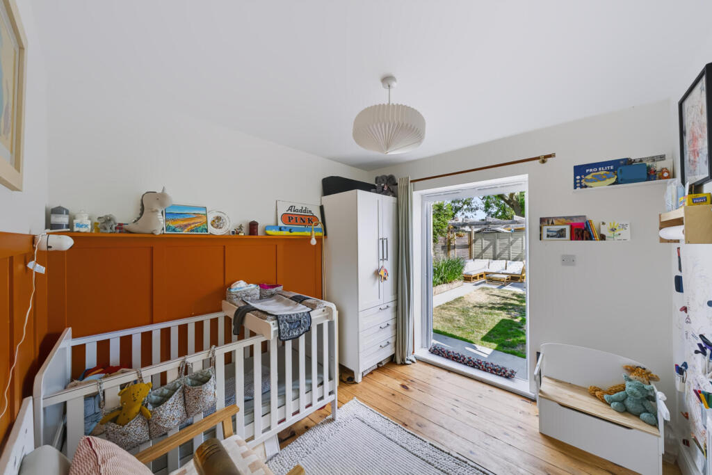 Apartment in London - View 4