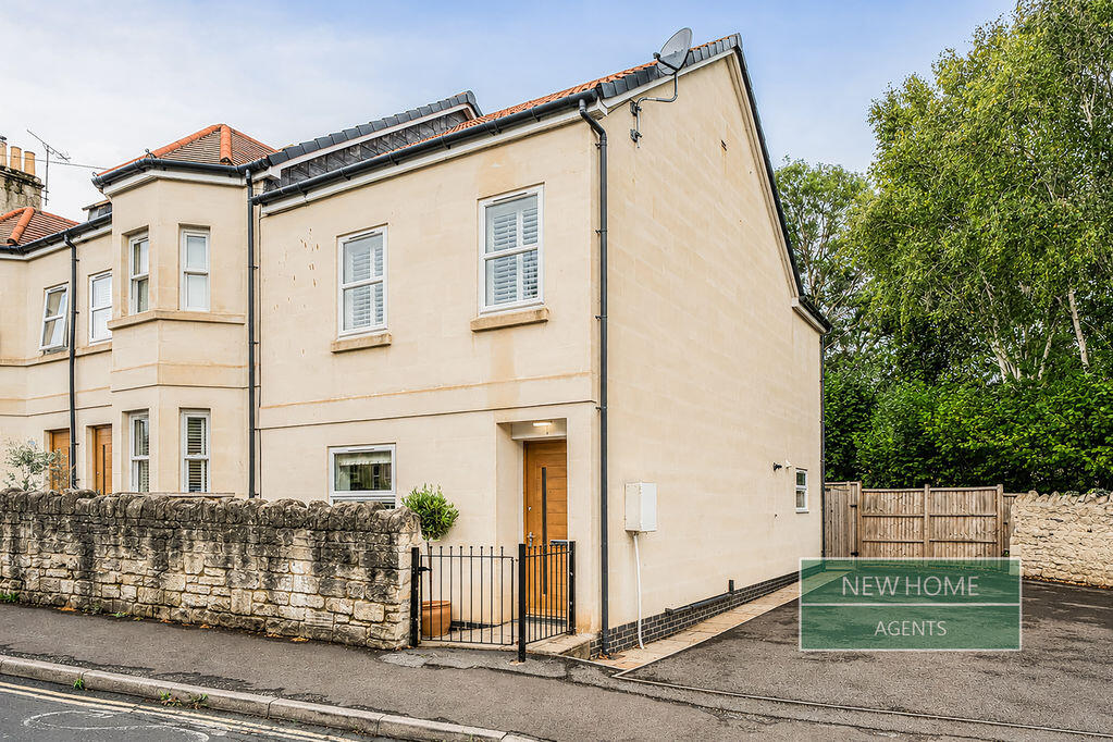 Stable Terrace, Bellotts Road, Bath, BA2 3RT