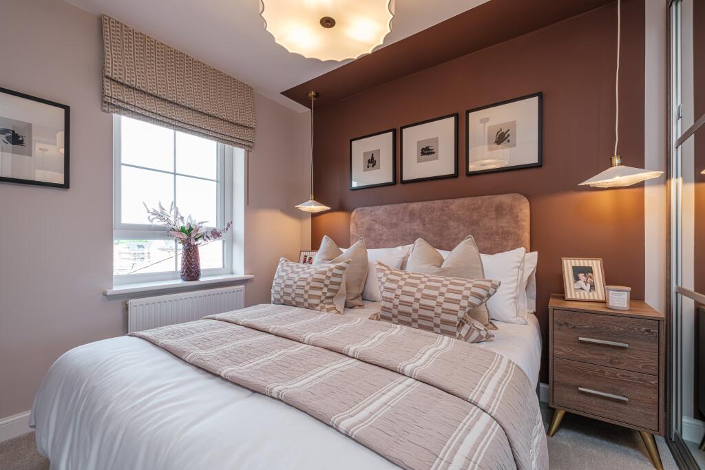 House in Chichester, Broadbridge, Bosham - More