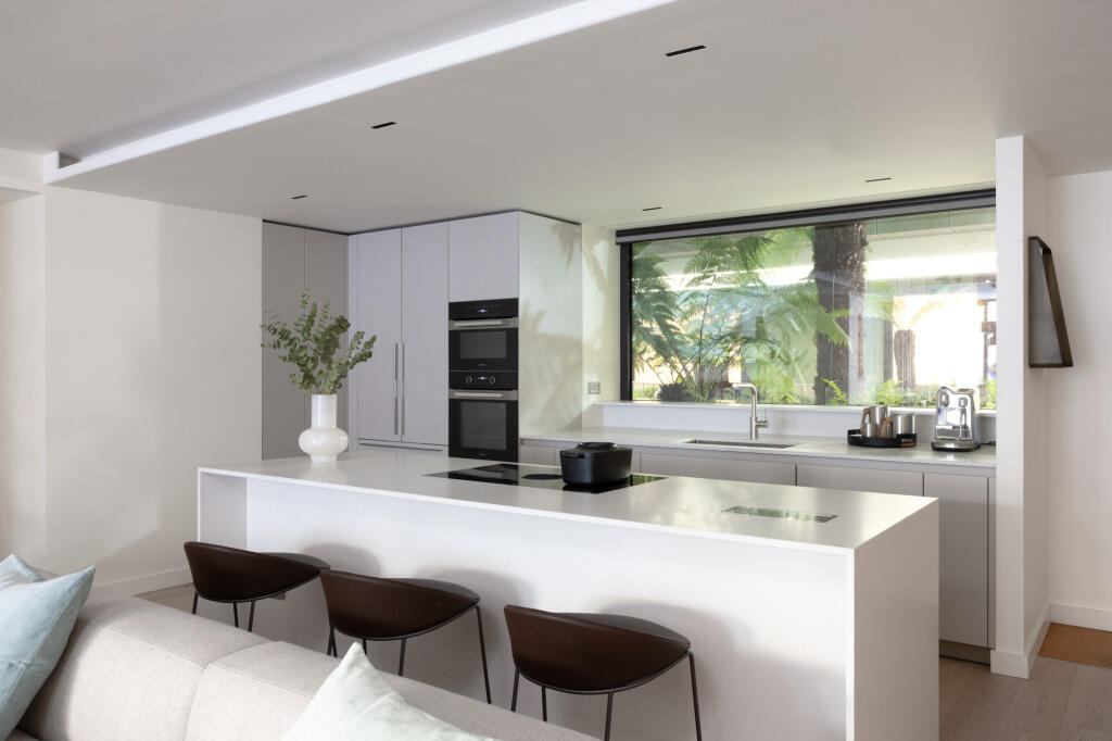 Apartment in London - View 4
