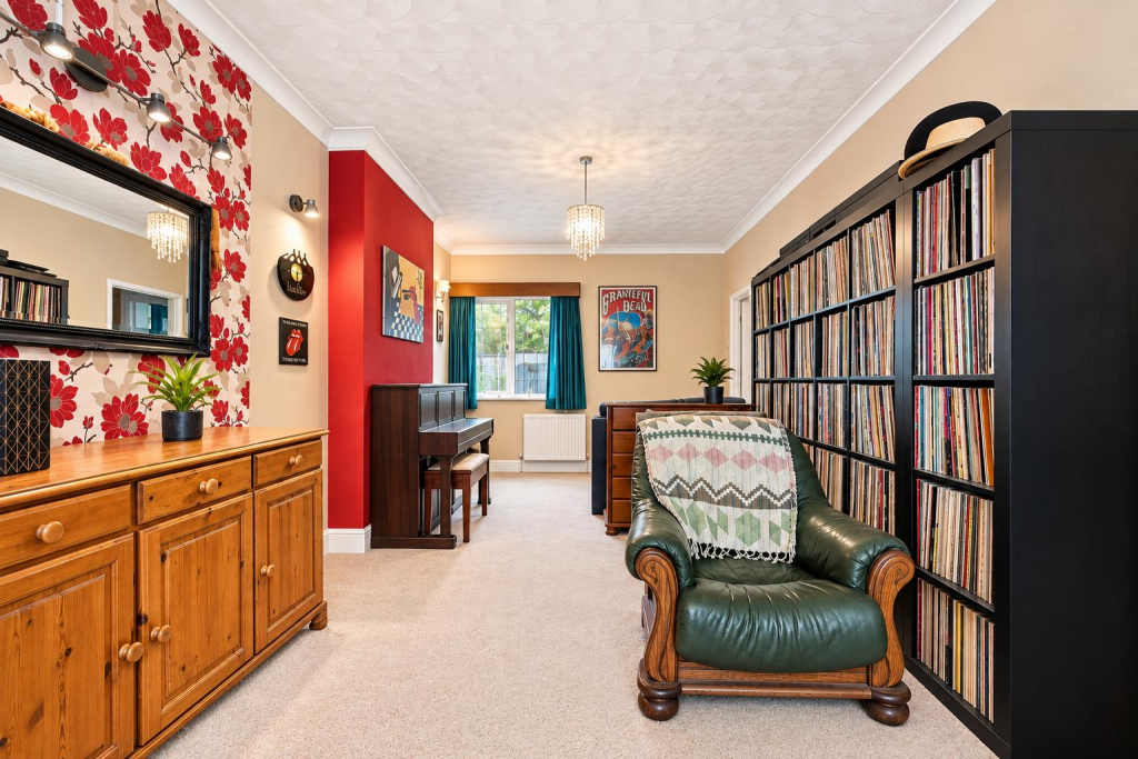 House in Southall - View 4