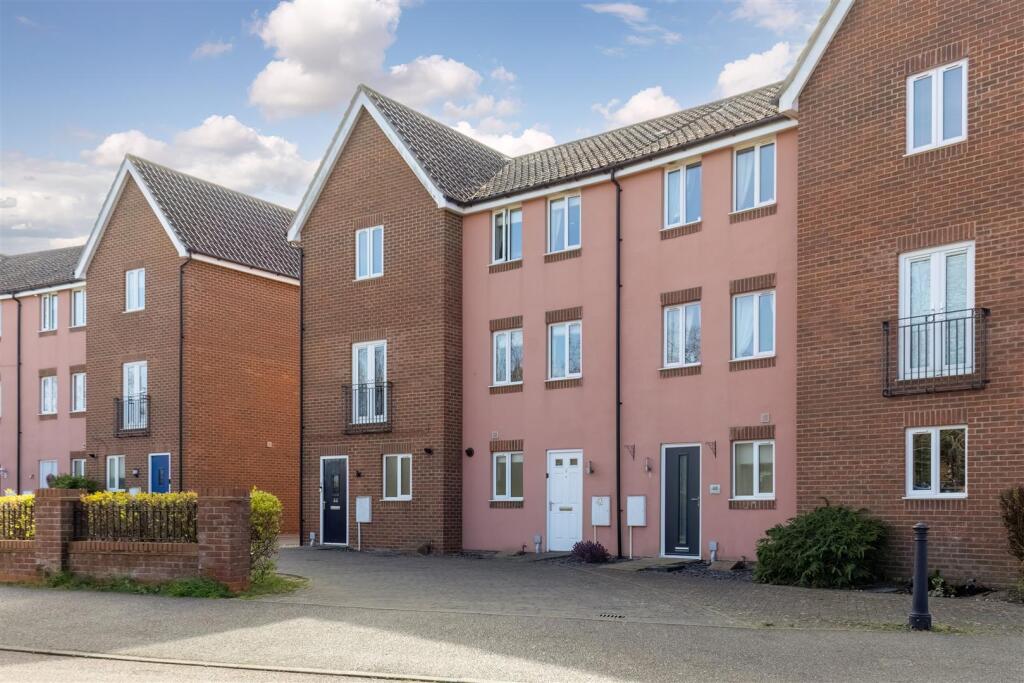 Main image of property: Dragonfly Lane, Cringleford, NR4