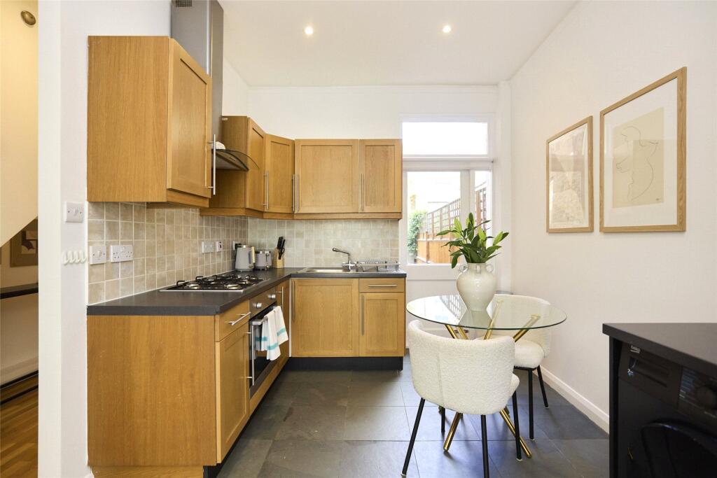 Apartment in London - View 3