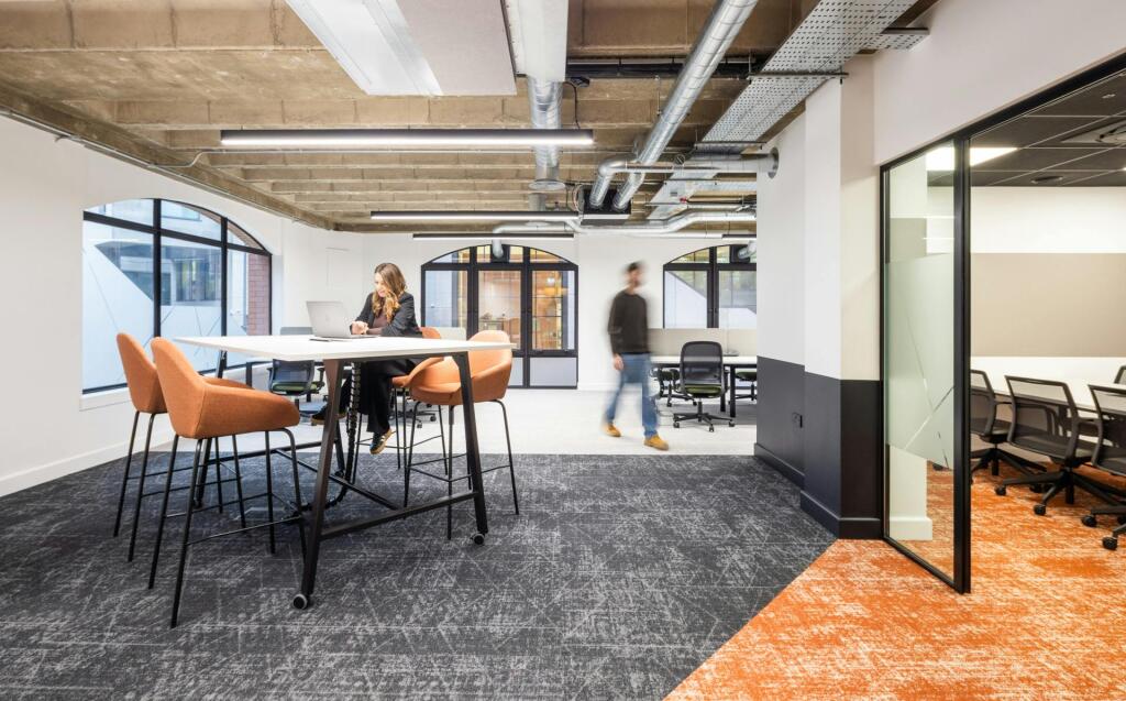 Avent_Bull Wharf_LowRES_2.jpg