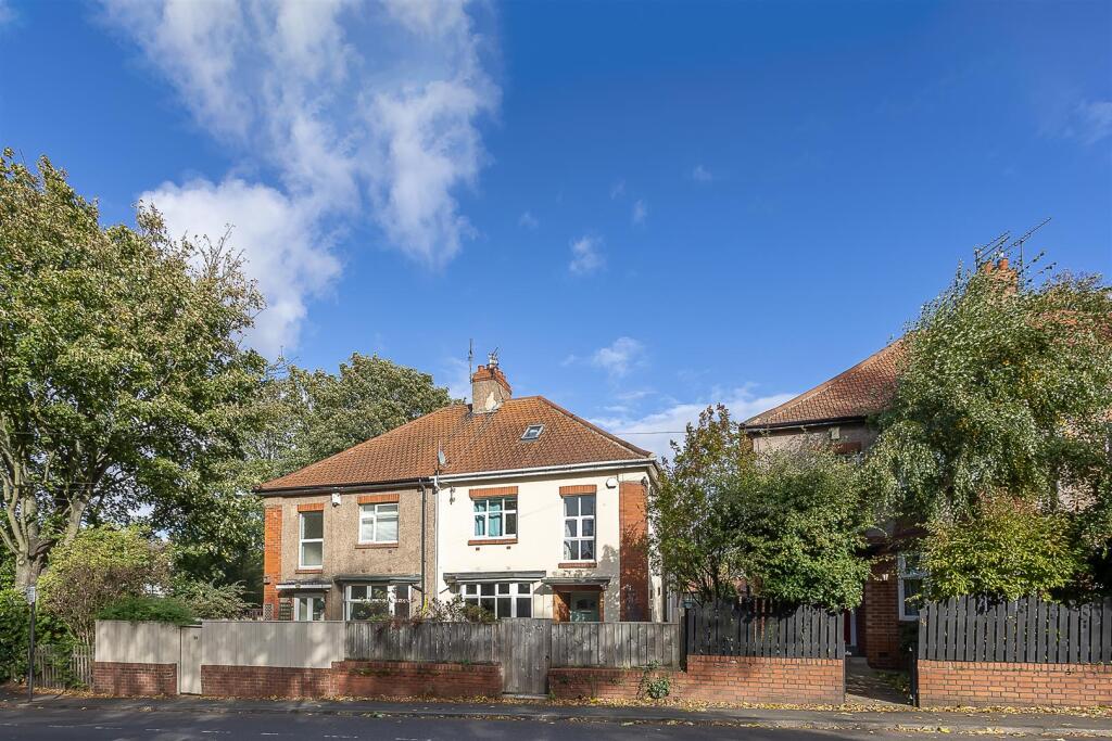 3-bed semi-detached on Freeman Road, South Gosforth, Newcastle upon Tyne, £335,000