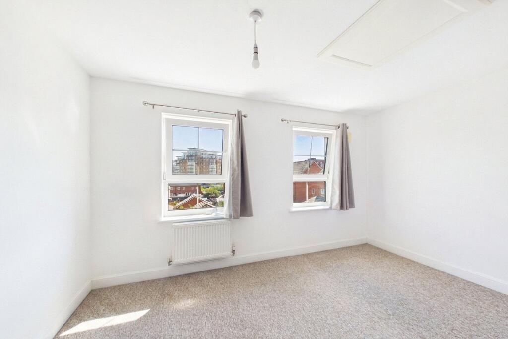 House in Reading - View 5