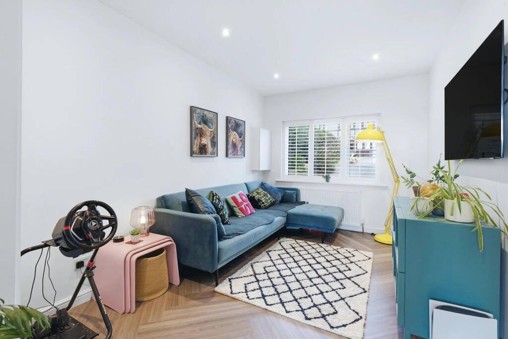 House in Douglas, Willaston - View 5