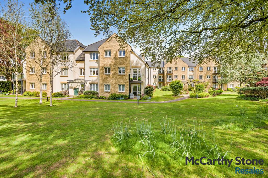 Main image of property: Holmcroft, Charlton Road, Shepton Mallet