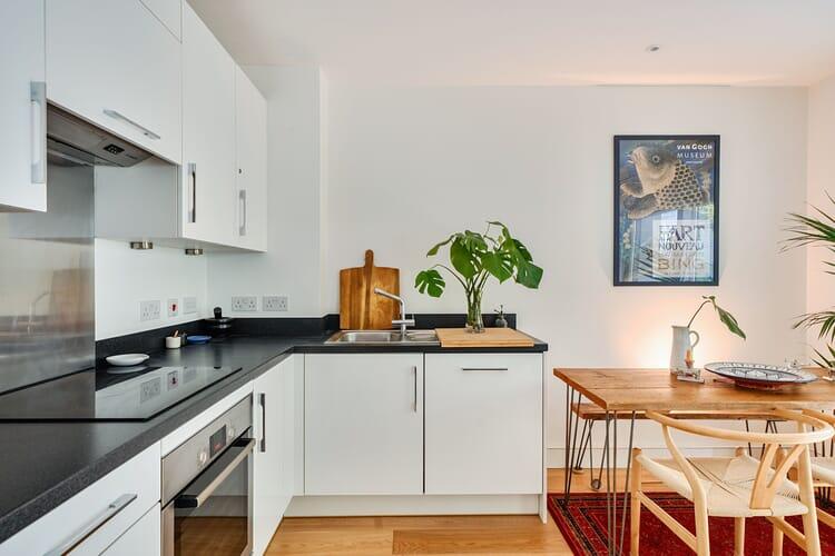 Apartment in London - More