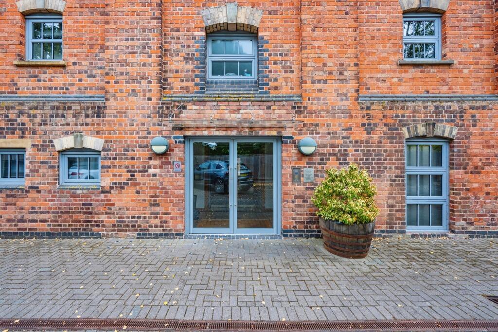 Main image of property: Cairns Close, Lichfield