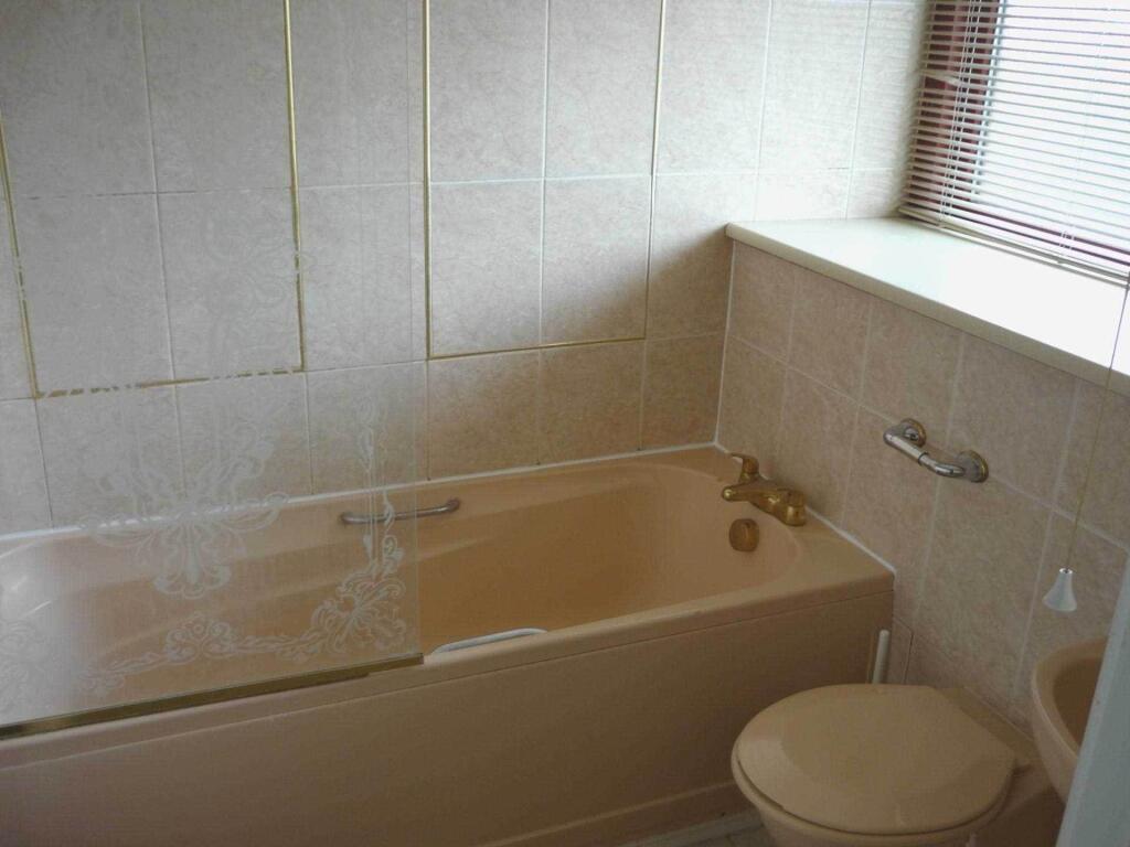 Apartment in Milton Keynes - View 5