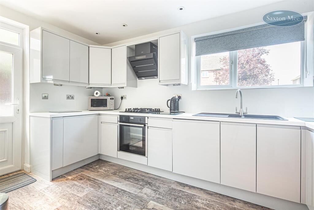 House in Sheffield, South Yorkshire - View 4