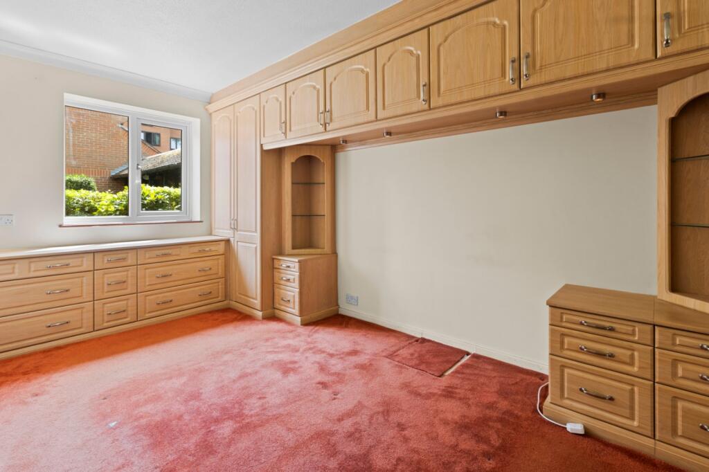 London Road, Uckfield, East Sussex, TN22 photo 4