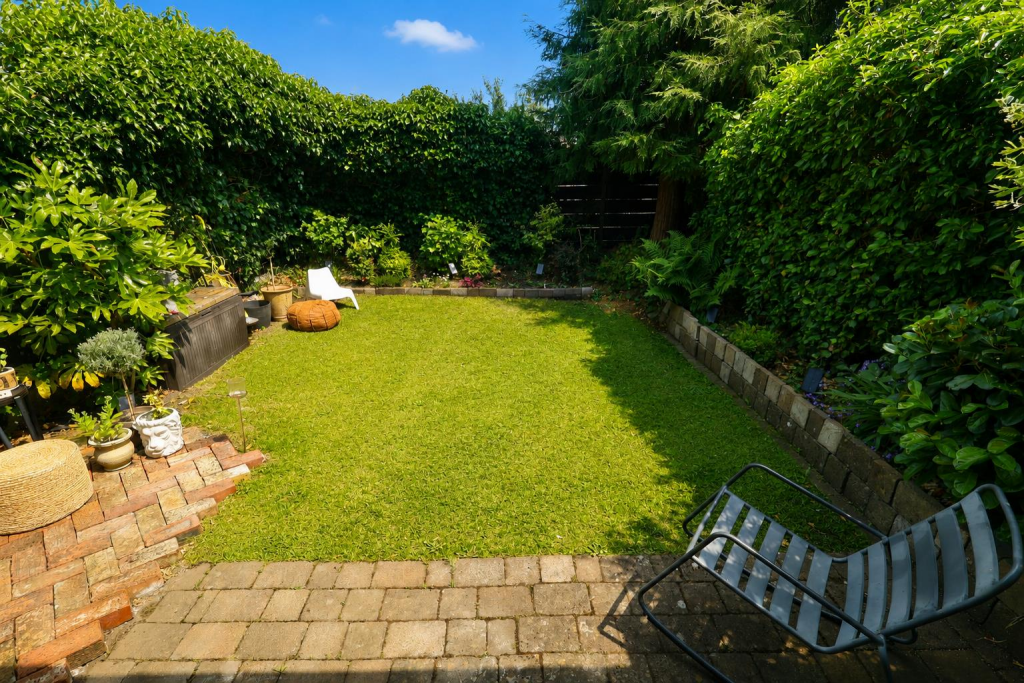 Bachelors Lane, Great Boughton, Chester - View 2