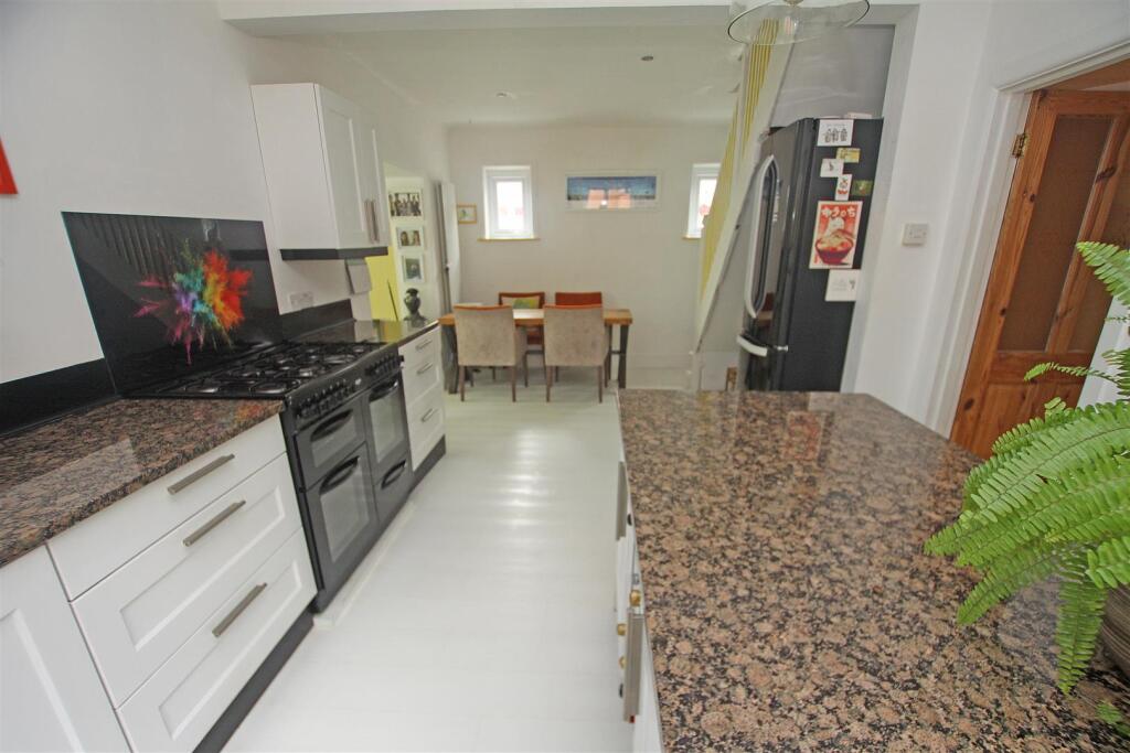 House in Bournemouth, Moordown - More