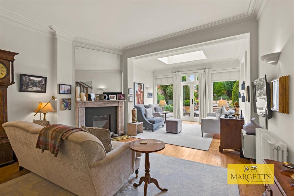 House in Warwick, Cliff Hill - View 5