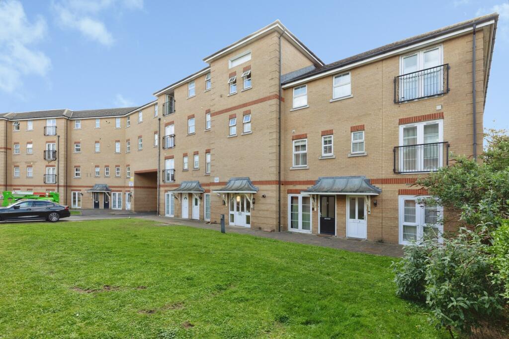Main image of property: Saunders Close, Ilford, IG1