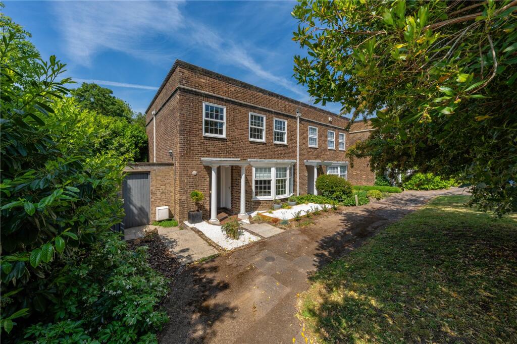 Main image of property: Ditton Court Close, Ditton, Maidstone, ME20
