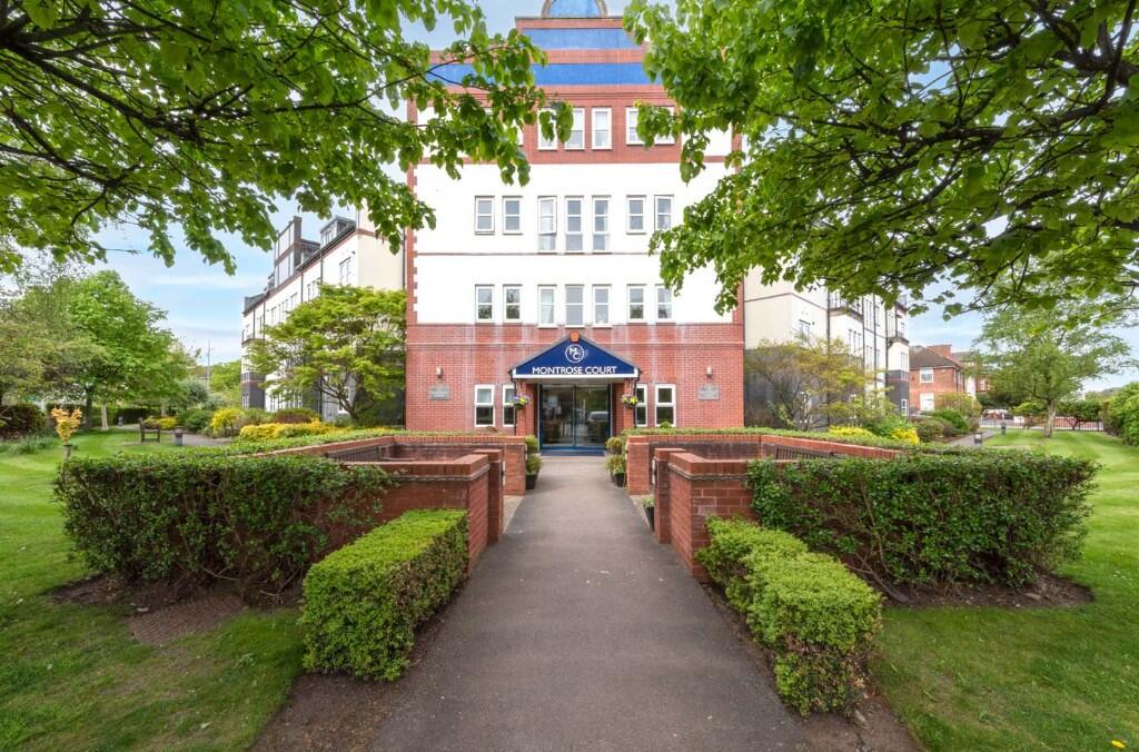 Main image of property: 22 Montrose Court, 1a Market Street, Hoylake, Wirral, CH47 2AP
