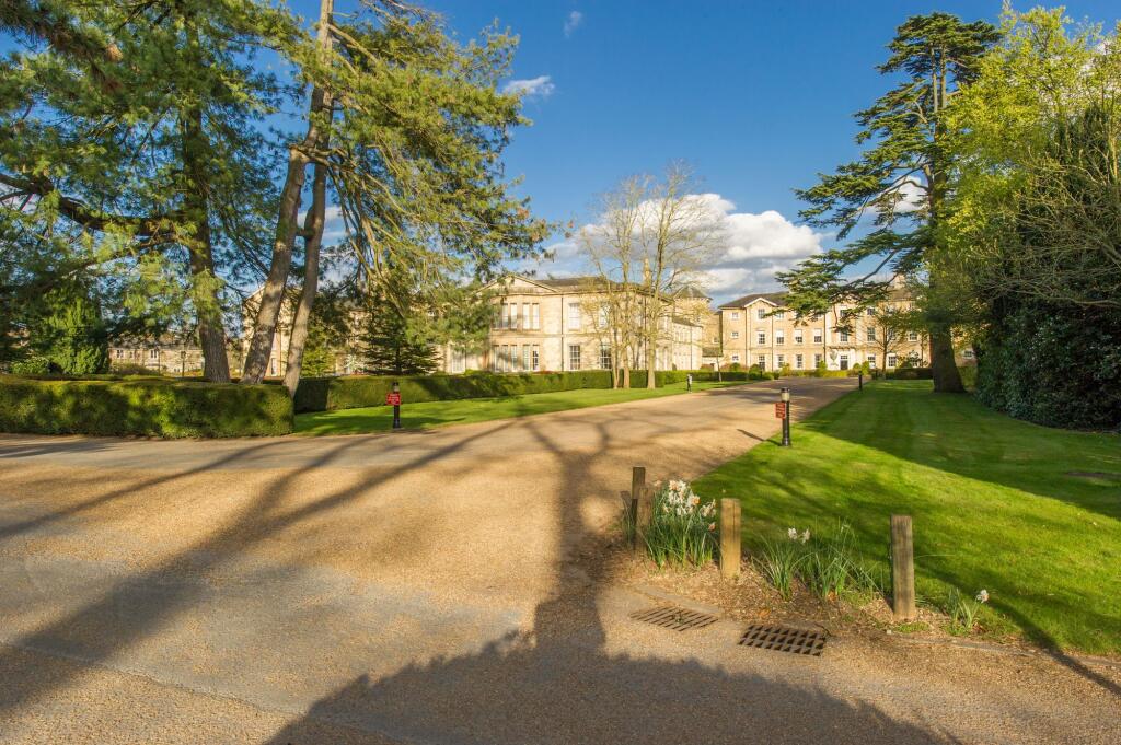 Main image of property: Mandelbrote Drive, Littlemore, OX4