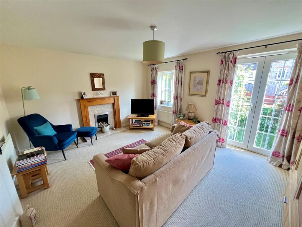 House in Salisbury - View 5