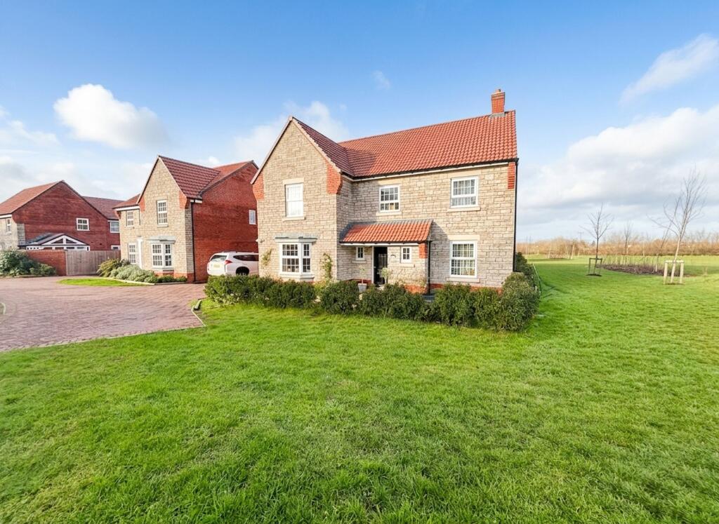 Epicure Road, Thornbury, BS35, Thornbury