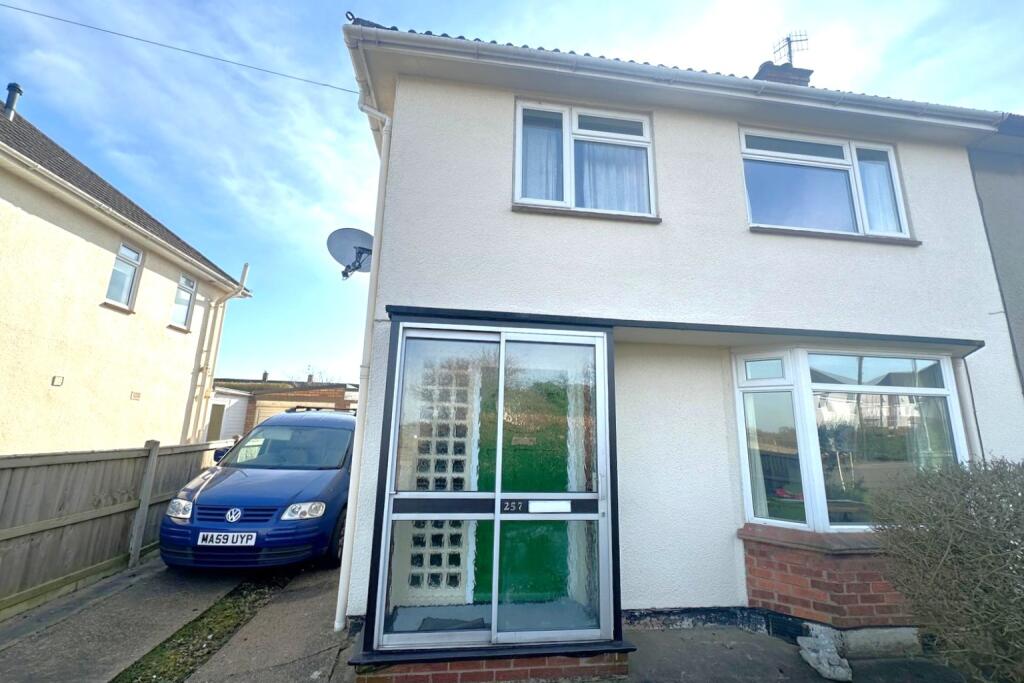 Main image of property: Available Now = 2 Rooms, Oldbury Road, Worcester