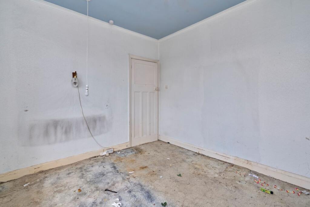 House in Crewe, Wistaston - View 2