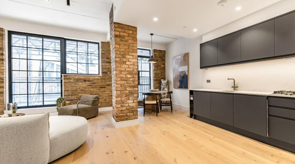 Apartment in London, St Luke's, Finsbury - View 4