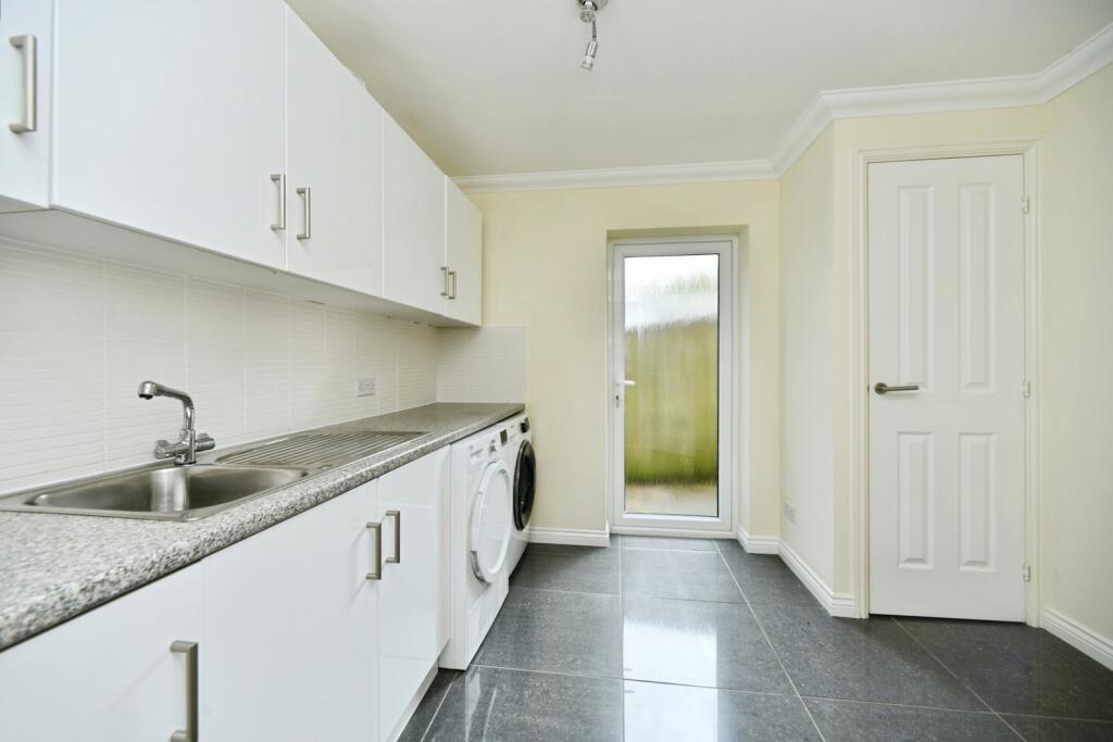 Hempstead Road, Saltdean, Brighton, East Sussex, BN2 - View 4