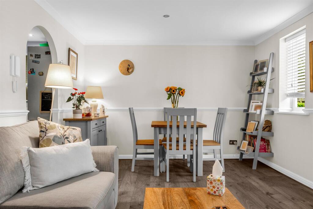 Apartment in Stevenage - View 4