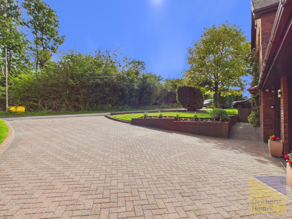 House in Preston, Longsands, Fulwood Row - View 2