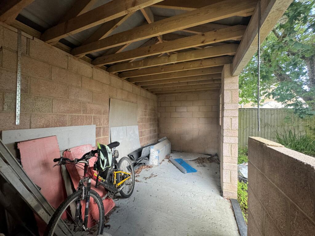 Swinburne Place, Royal Wootton Bassett, SN4 photo 4