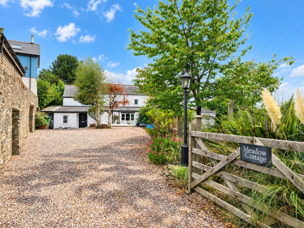 3-bed semi-detached on Tawstock, £425,000