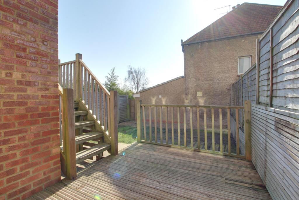 Main image of property: 372 Old Shoreham Road, Hove, East Sussex, BN3