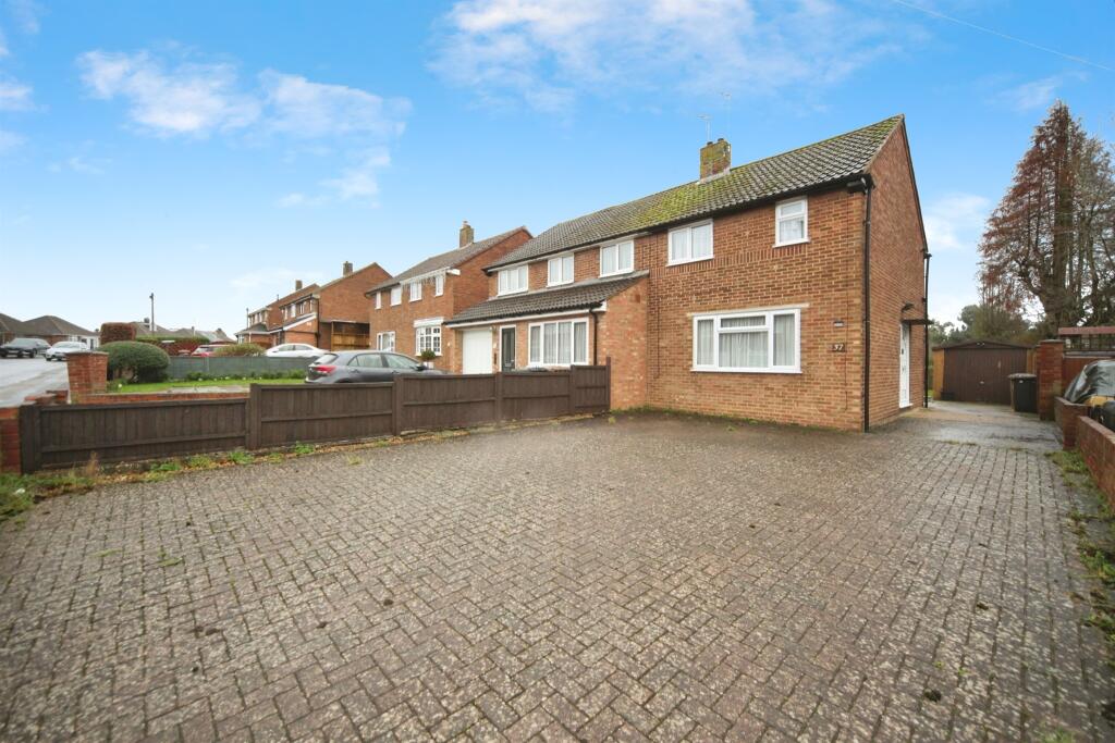 Main image of property: Green Lane, Luton