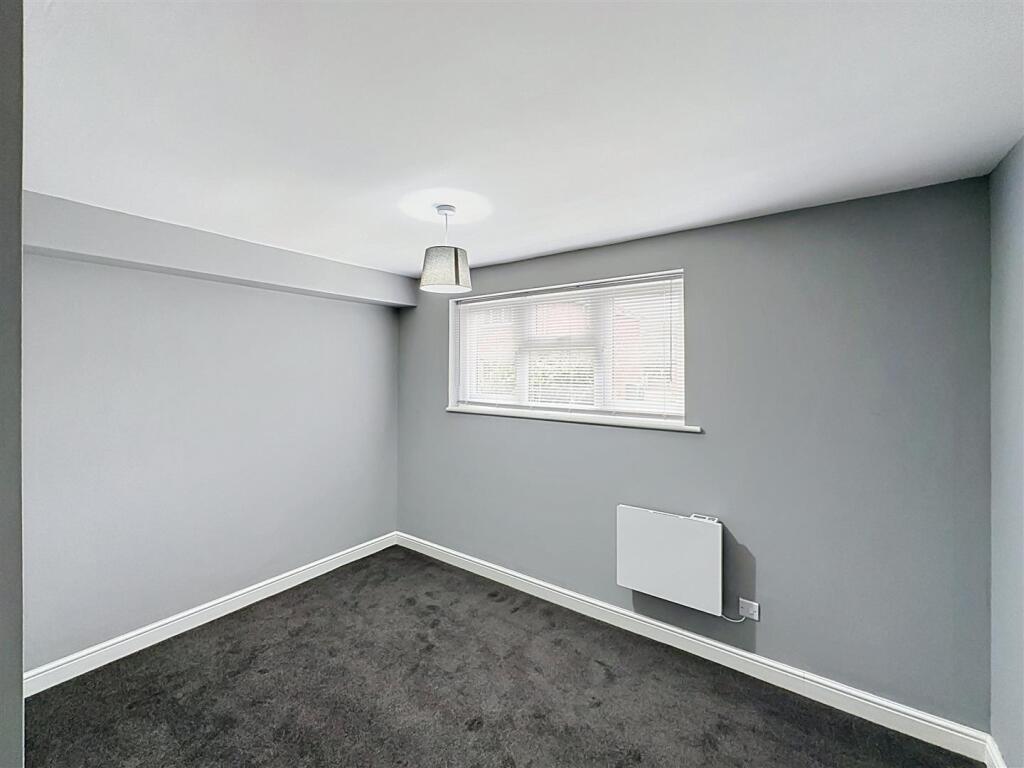 Ebourne Close, Kenilworth - View 6