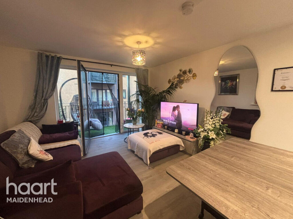 Main image of property: Clivemont Road, Maidenhead