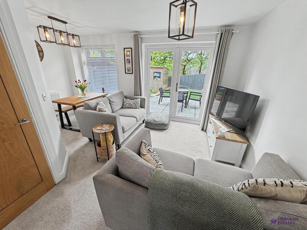 House in Cardiff, Tonyrefail - View 4