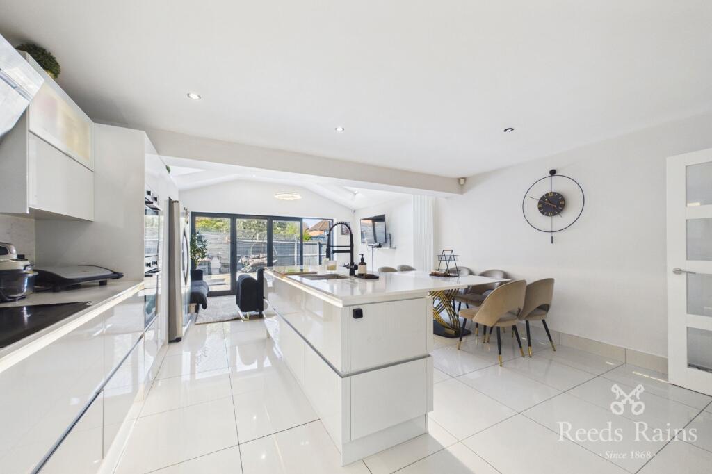 House in St Helens, New Bold, Moss Nook - More