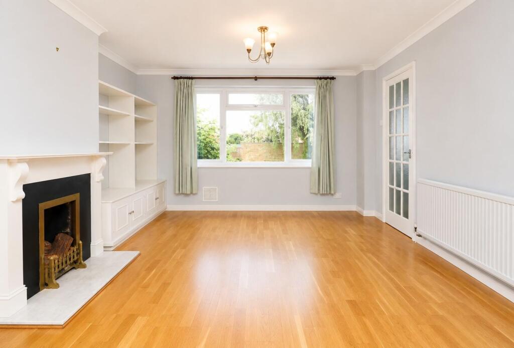 House in Hart, Odiham - View 4