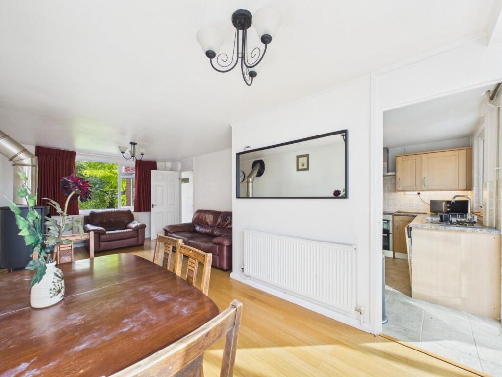 House in Bristol, Olveston - View 4