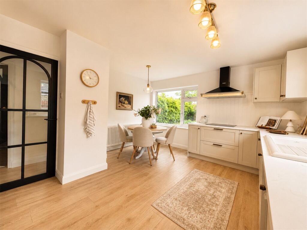 House in North Kesteven, Sleaford - More