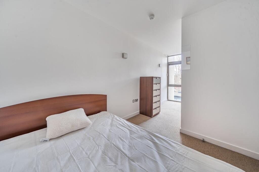 2 bedroom duplex for rent