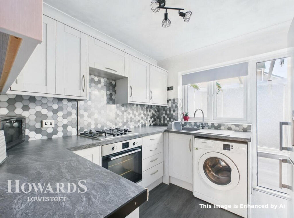 2-bed terraced on Lloyds Avenue, Kessingland, £210,000