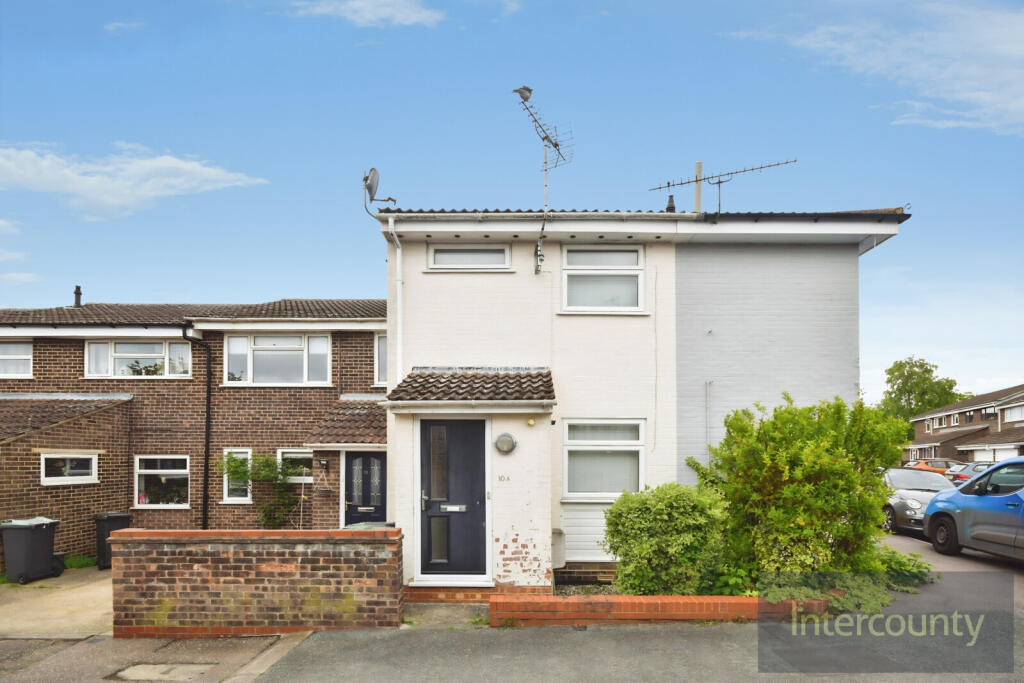 Main image of property: Plantation Close, Saffron Walden, Essex, CB11