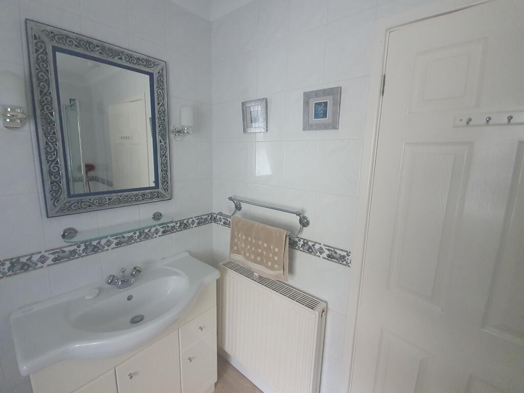 House in Swansea, Pembrey and Burry Port Town - More