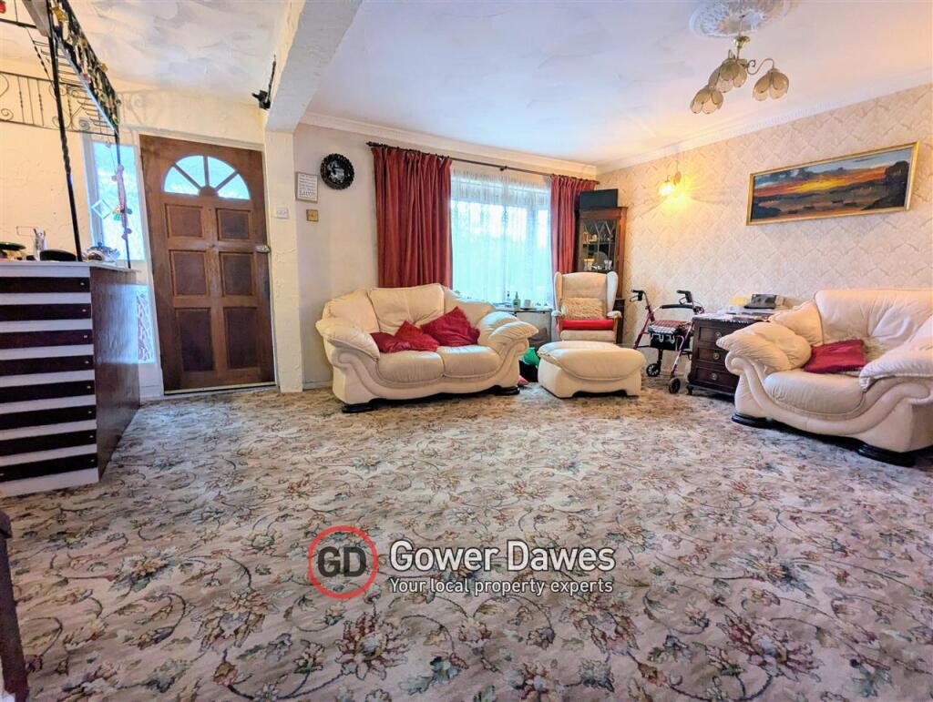 House in Thurrock, Essex - More